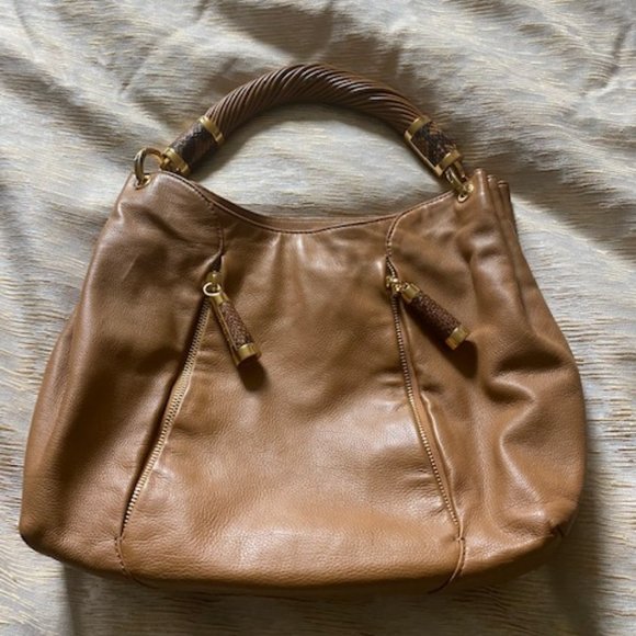 Michael Kors Unique Snakeskin handle Camel Bag - Picture 1 of 3